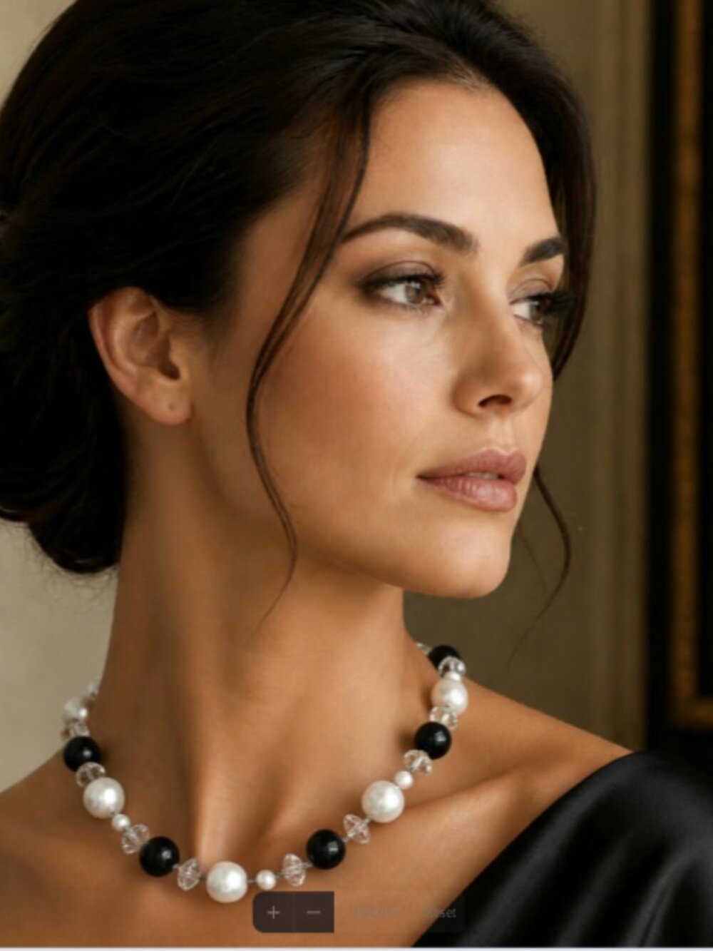 White Freshwater Pearl Onyx , Crystal necklace 🆕